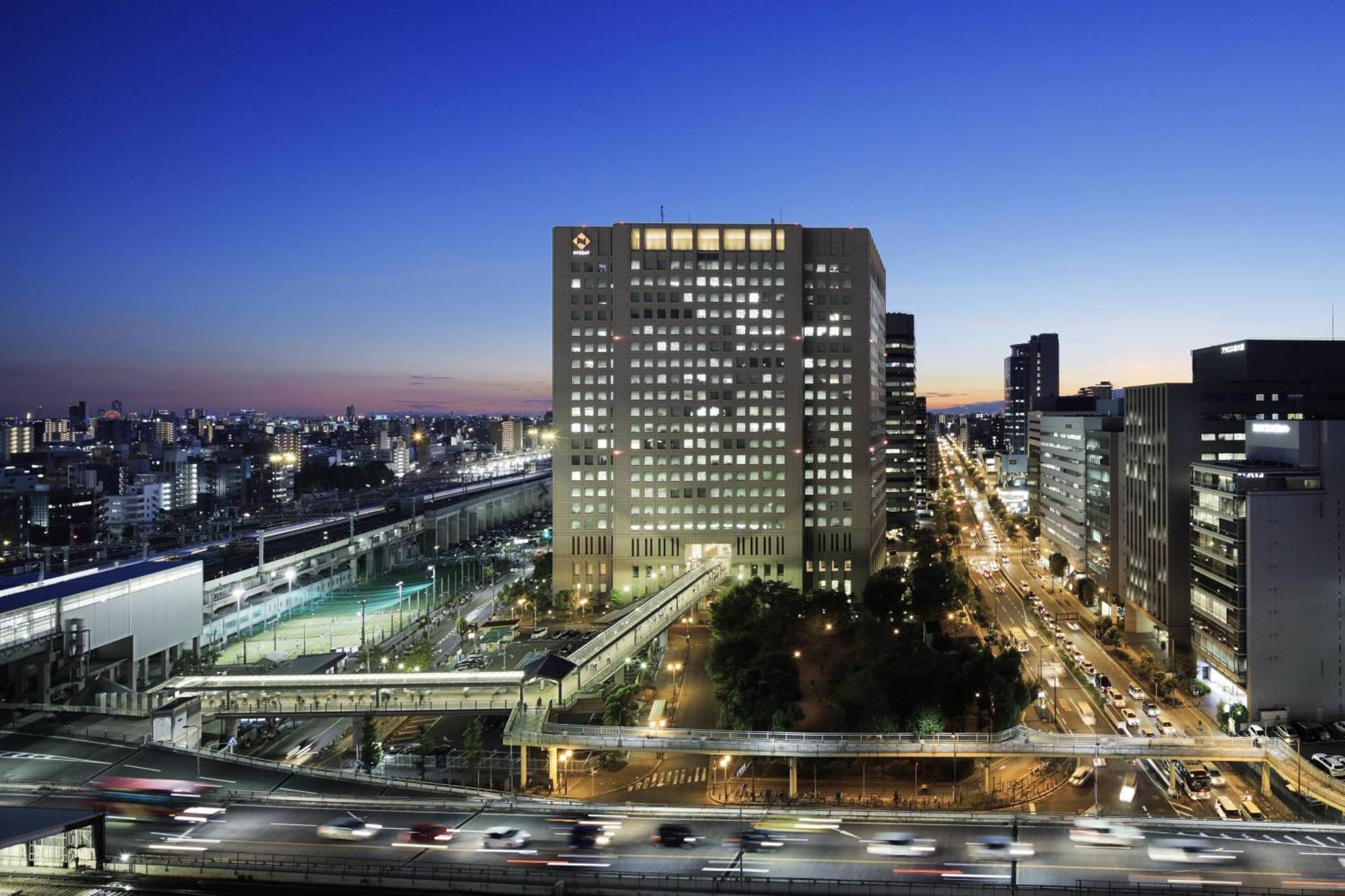 Courtyard By Marriott Shin-Osaka Station Hotel Eksteriør billede