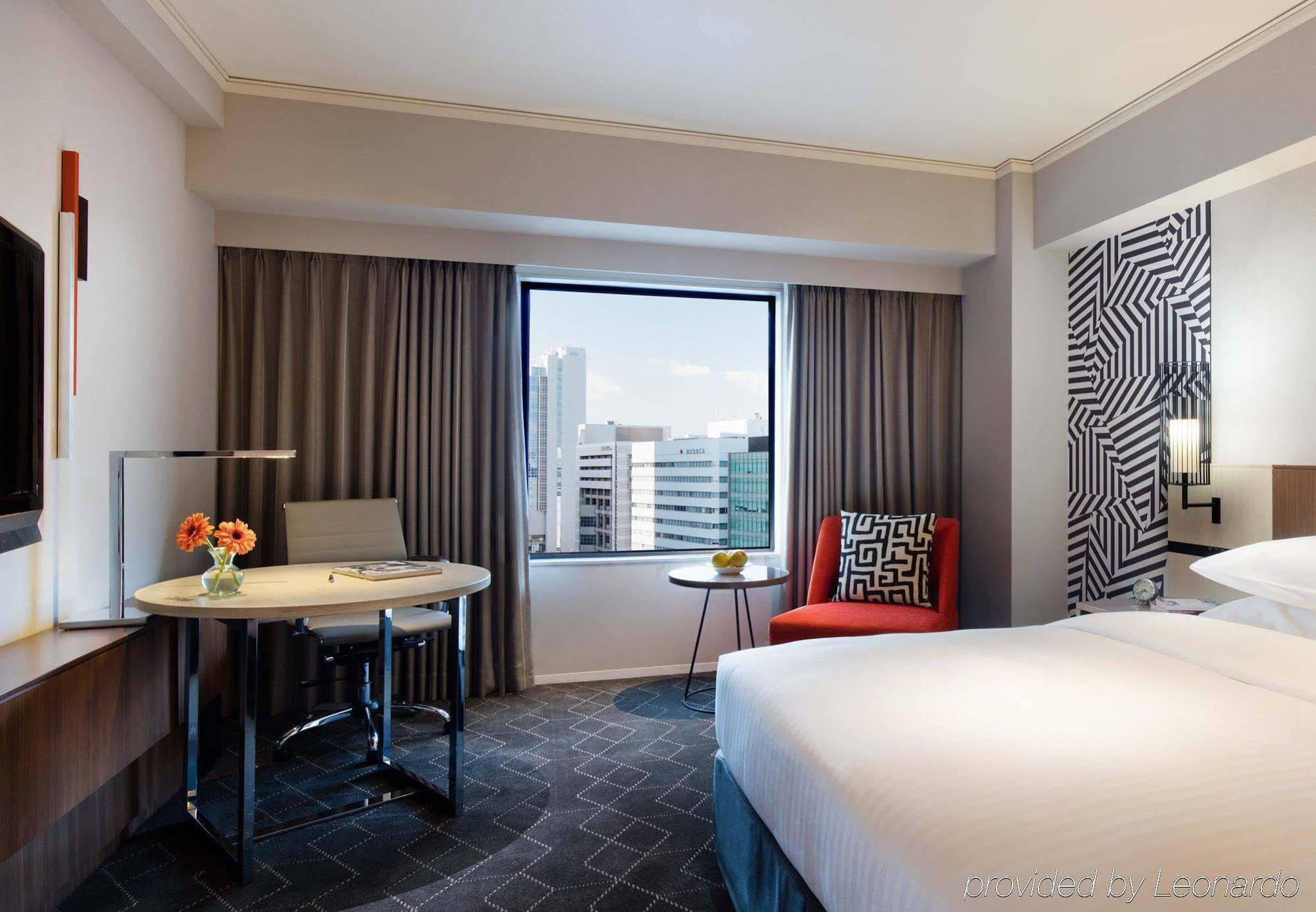 Courtyard By Marriott Shin-Osaka Station Hotel Eksteriør billede A guest room at the hotel